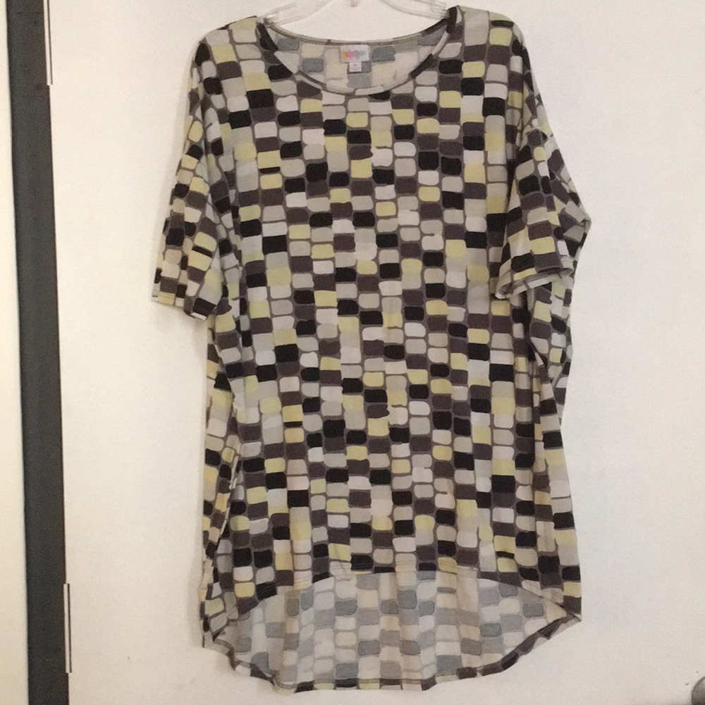 Lularoe Irma -read description